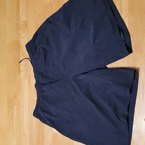 LULULEMON Pace Breaker Shorts 9"
